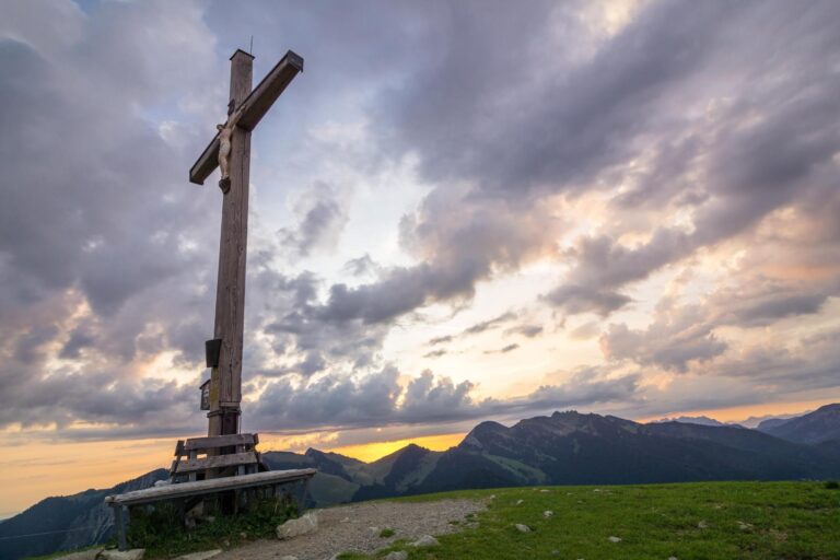 zdjęcie końca krzyża, rekolekcje w zakopanem
